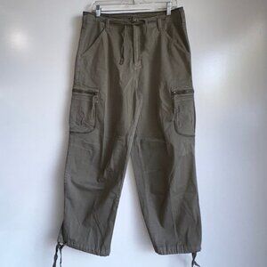 PILCRO Anthropologie The Hiker Utility Cargo Crop Pants Size 32 Moss Olive Green